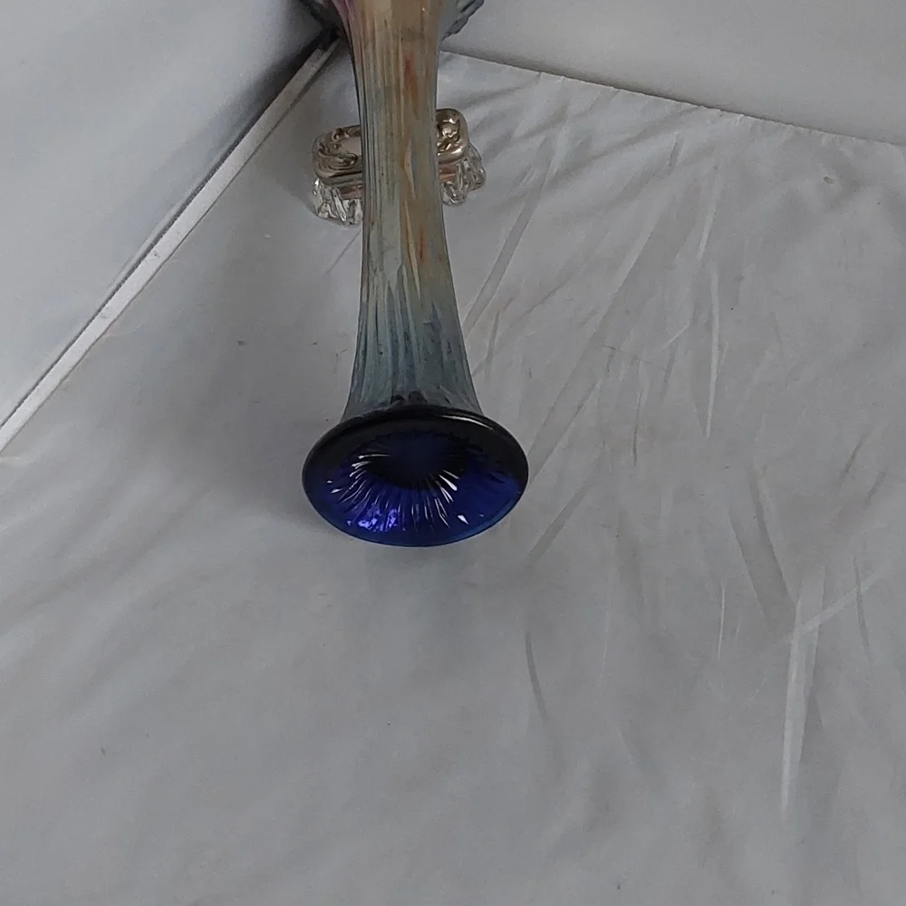 Vintage Amethyst Carnival Glass‎ Swung Vase -16